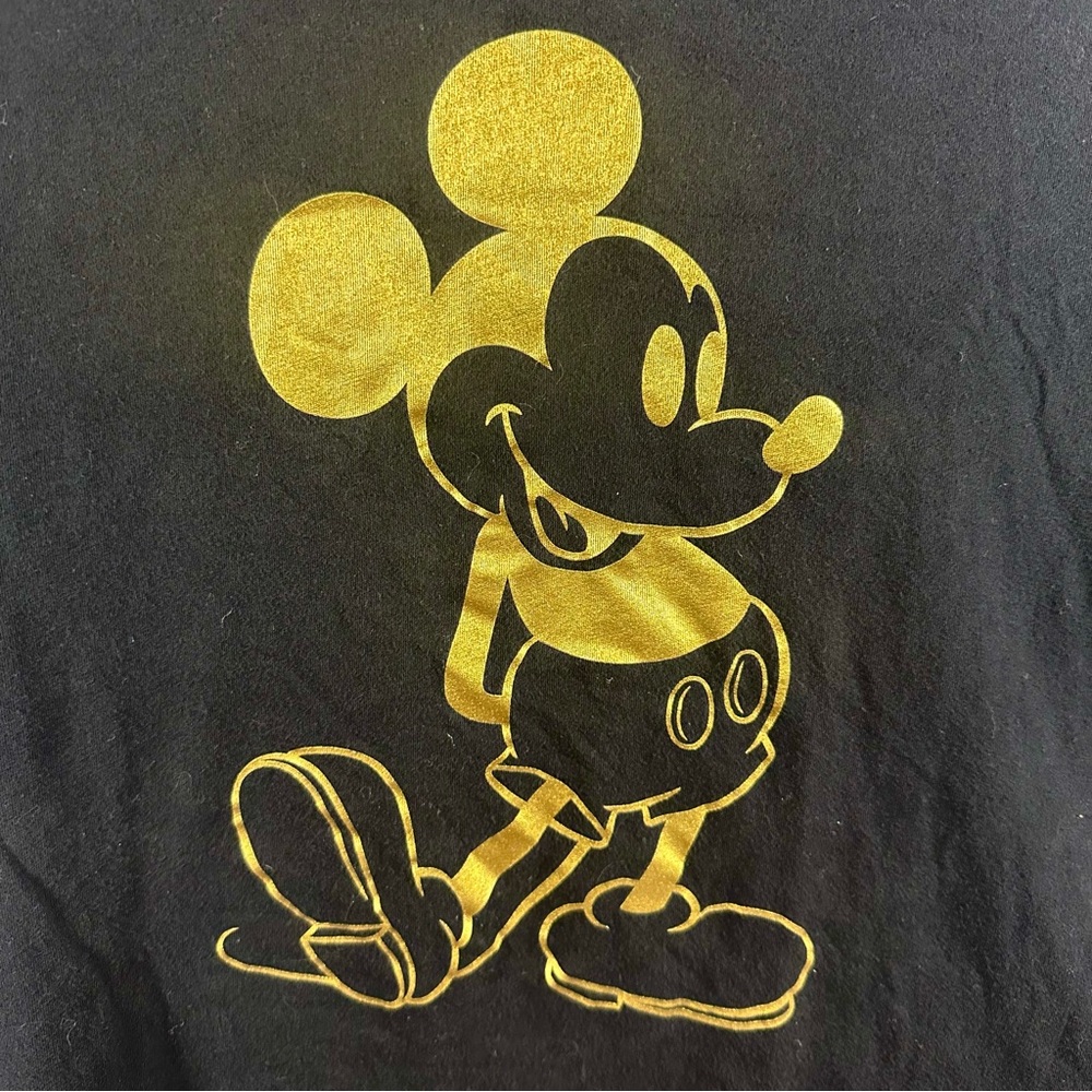 Uniqlo X Disney Gold Mickey Black XL T-shirt - Picture 2 of 4